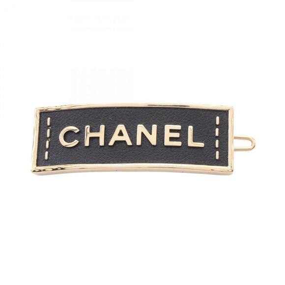 CHANEL Black Leather Barette - Picture 1 of 4